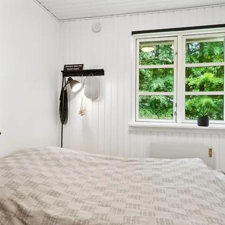 Helghi - 30km From The Sea By Interhome Feriehus *